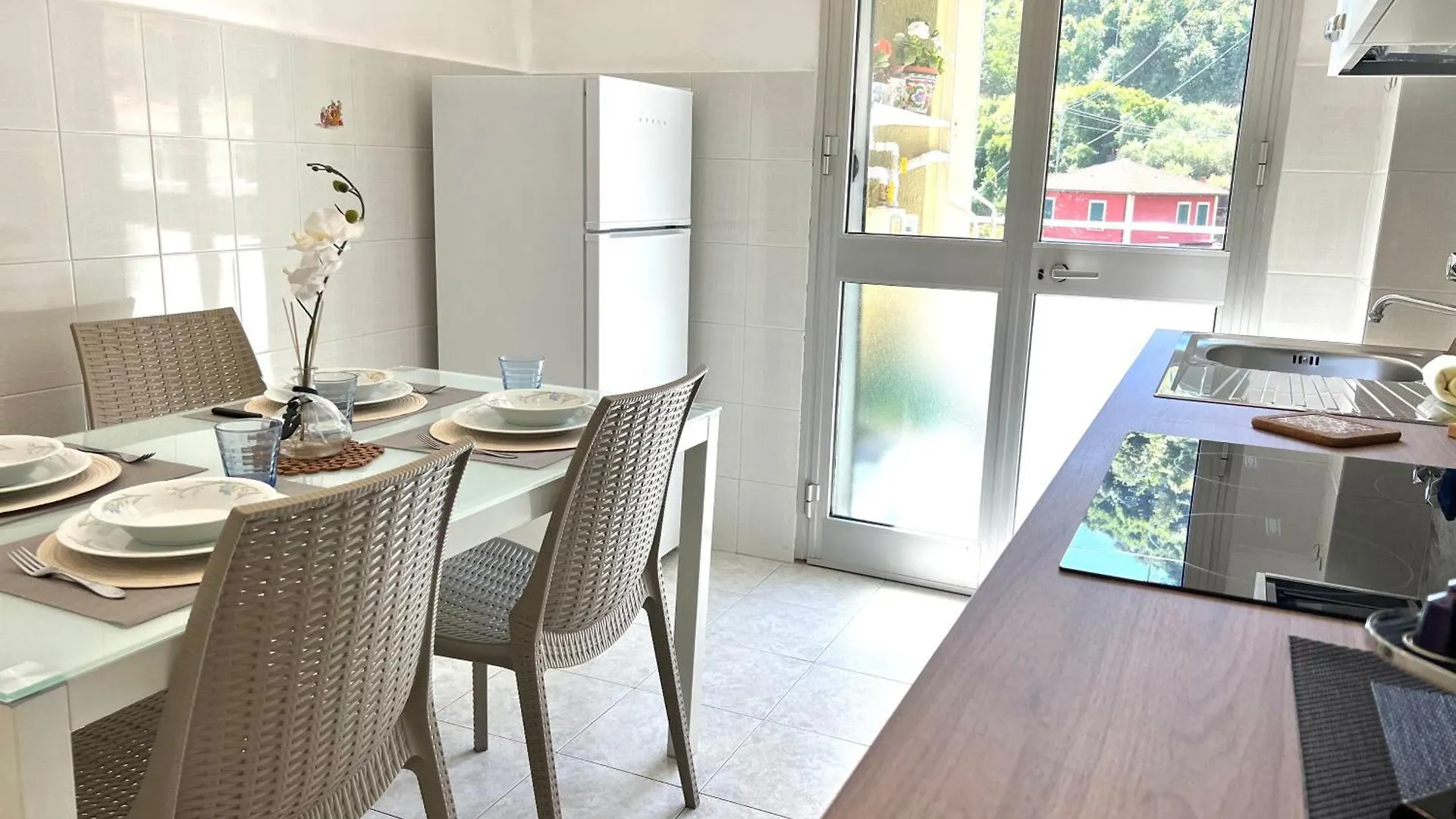 Ca Del Sole - Free Parking Apartment La Spezia