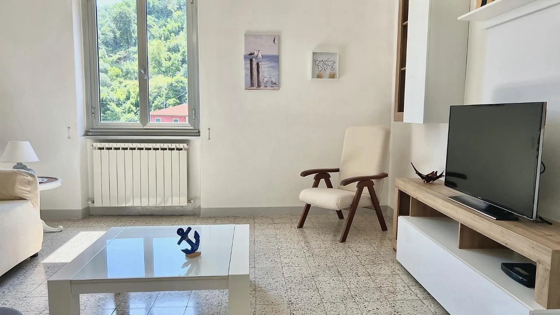 Ca Del Sole - Free Parking Apartment La Spezia